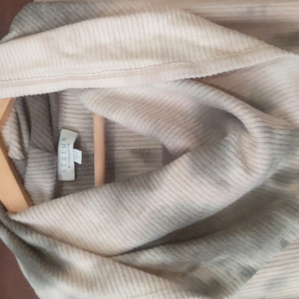 Stratus Cowl Neck - Picture 5 of 5